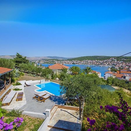 Apartment Piveta Трогир Екстериор снимка