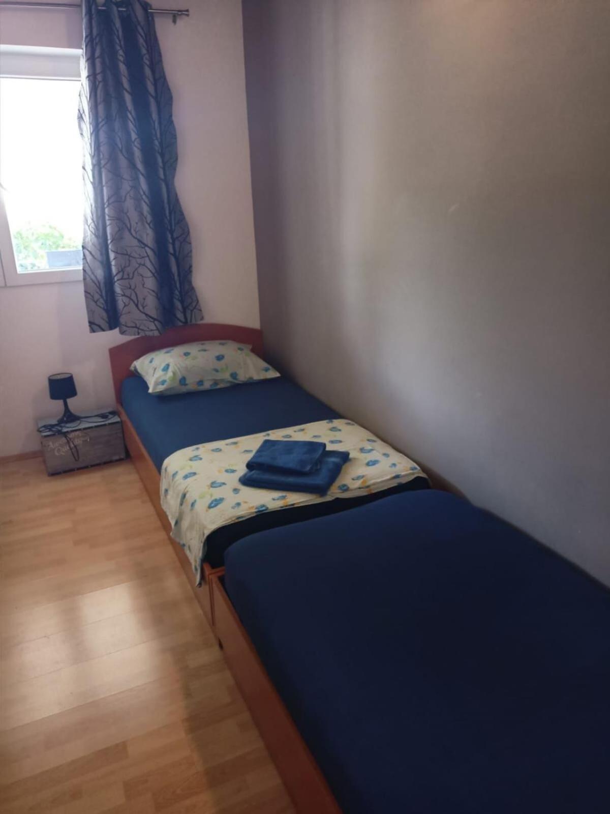 Apartment Piveta Трогир Екстериор снимка